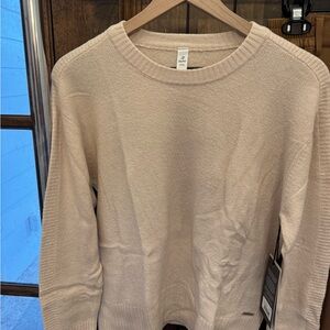 Glyder Women's Soft Cream Sweatshirt